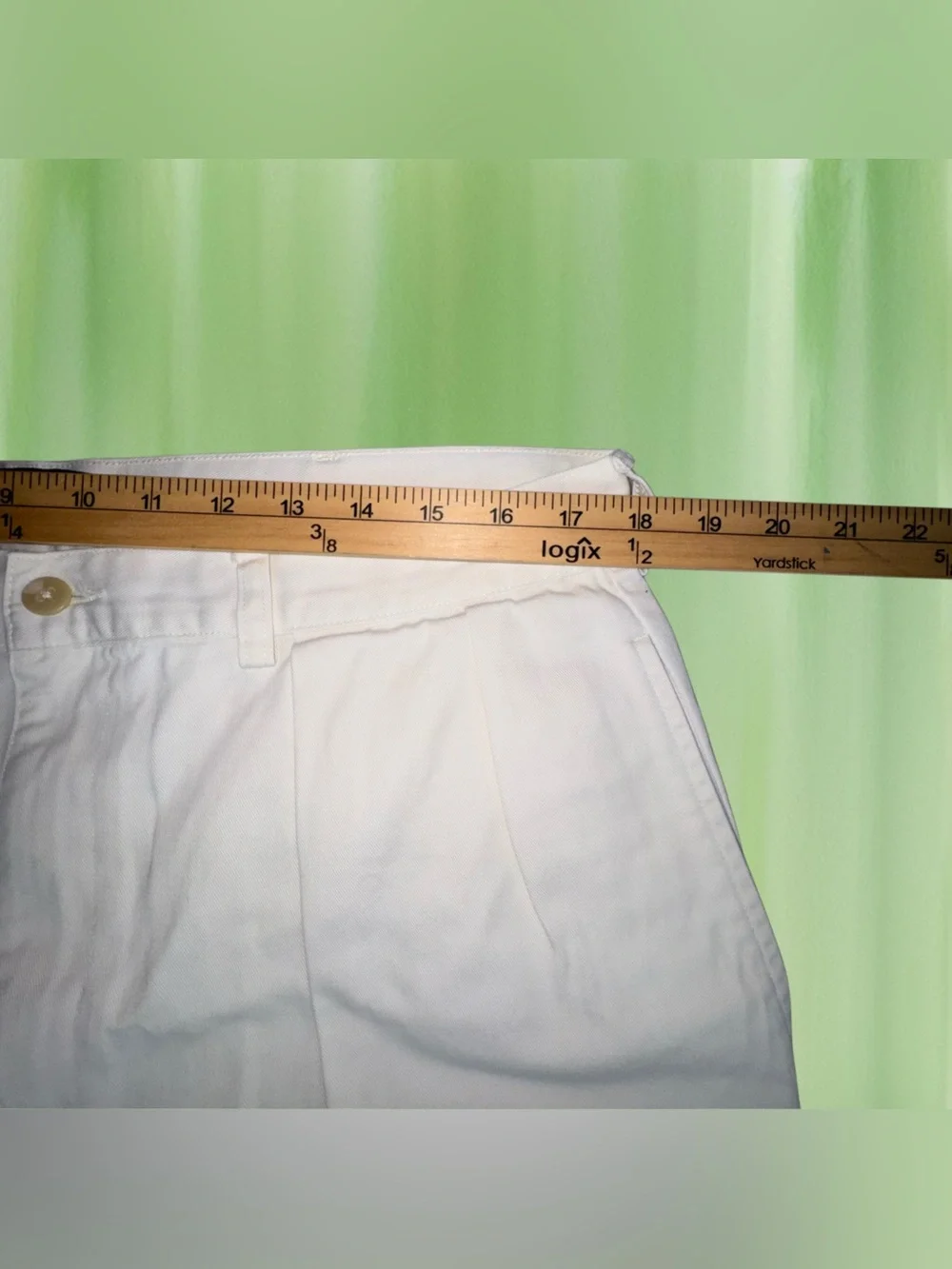 Polo Ralph Lauren Pleated Front Chino Shorts Cream 38 (actual 36) 8.5” Inseam
